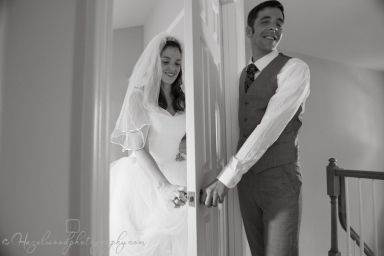 first-look-photo-ideas-with-door